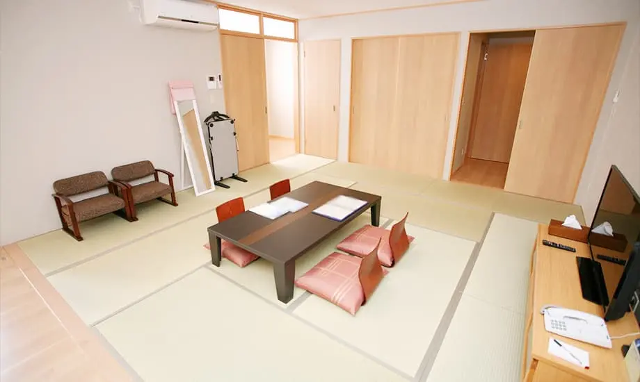 燕市小高ホール_3