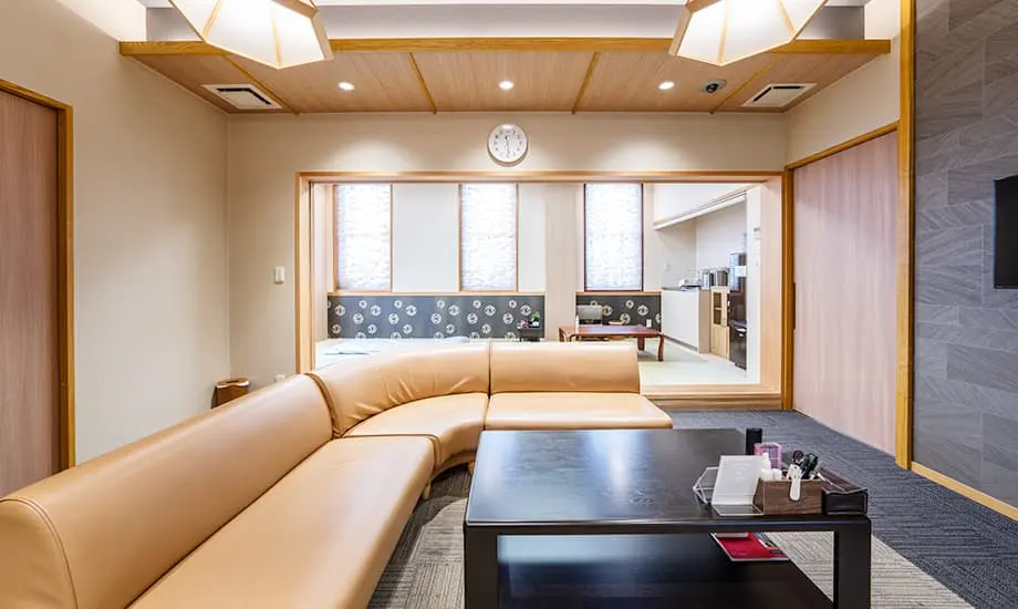 イズモホール岡崎北_3