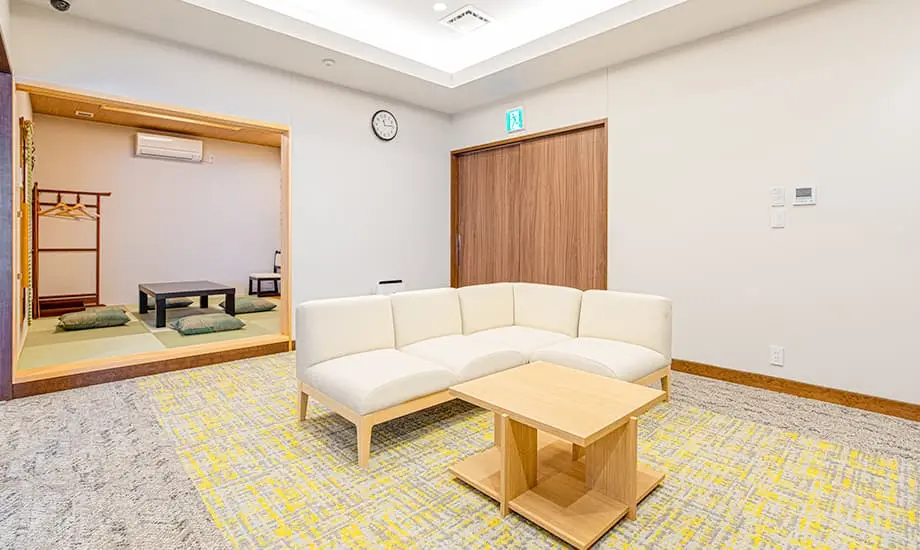 イズモホール豊川インター_3